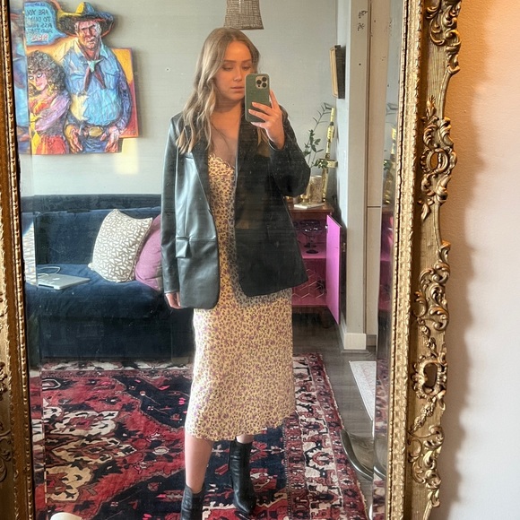 Meet your Posher, Mac - Picture 3 of 4